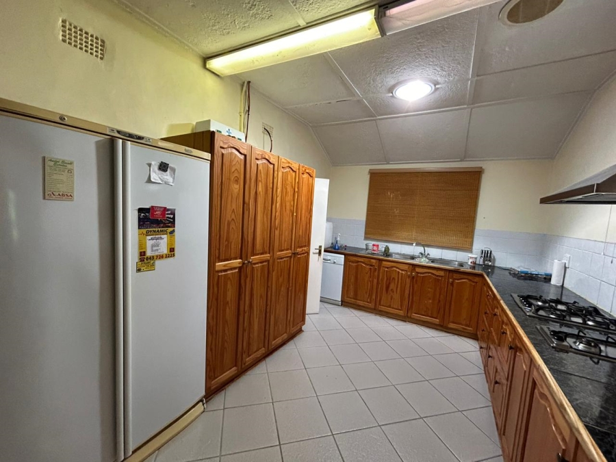 9 Bedroom Property for Sale in Nahoon Eastern Cape